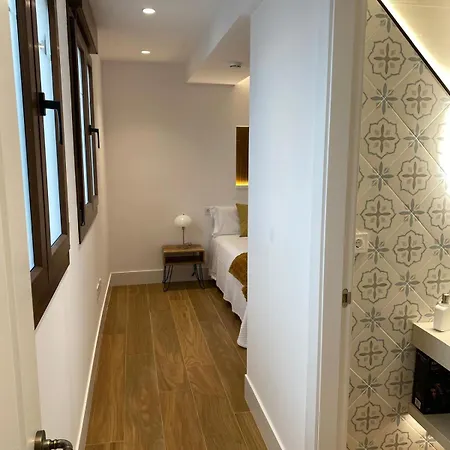 Apartment Velalma-ceron Edificio Exclusivo De Turisticos En Centro Historico-jaen Jaen