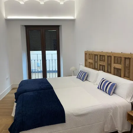 Apartment Velalma-ceron Edificio Exclusivo De Turisticos En Centro Historico-jaen Jaen