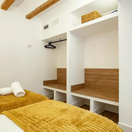 Apartment Velalma-ceron Edificio Exclusivo De Turisticos En Centro Historico-jaen *