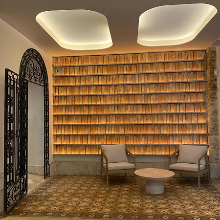 Velalma -edificio Exclusivo De Turisticos En Centro Historico-jaen *